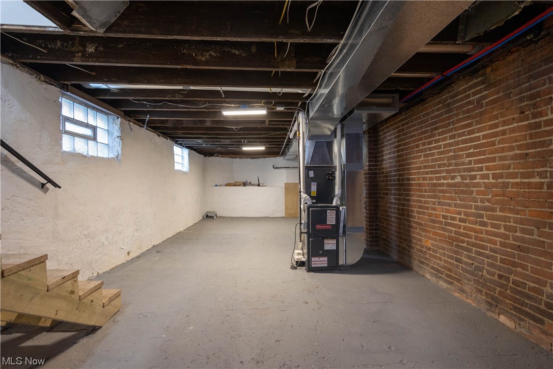 Mccaslin - Residential Income