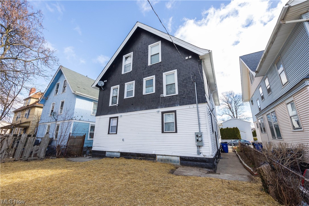 Mccaslin - Residential Income