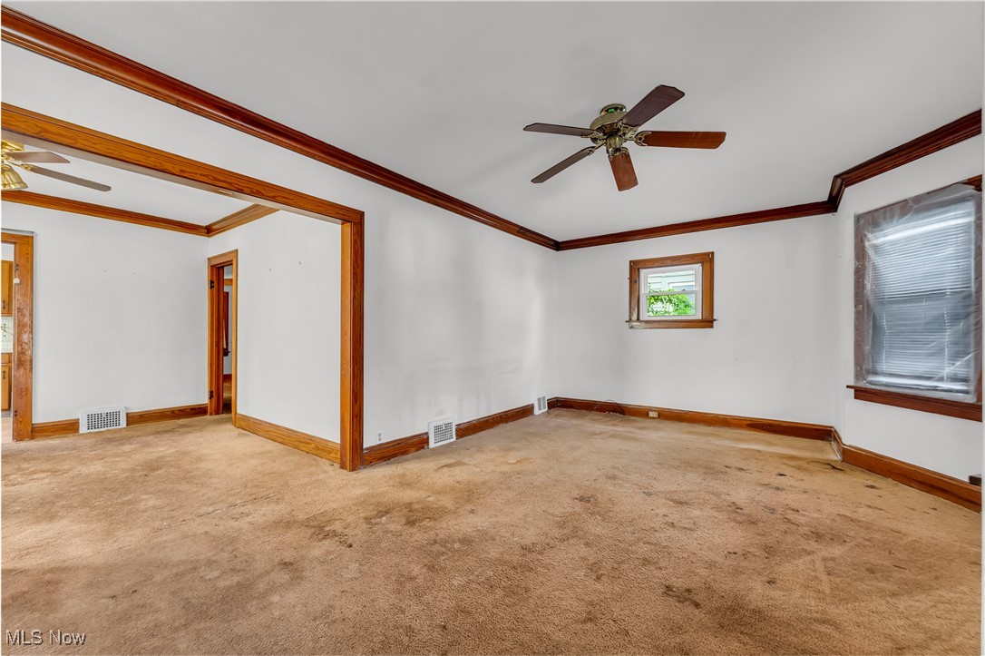 19312 Shawnee Avenue