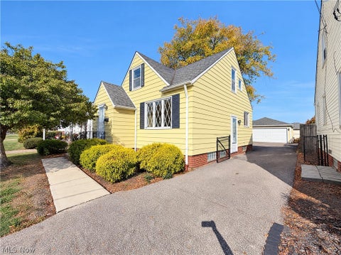 Photo of 24601 Stephen Avenue, Euclid, OH 44123 (MLS # 5255637)