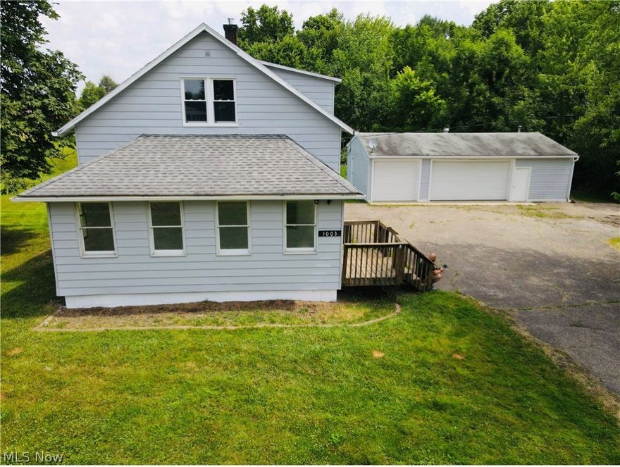 Welcome to this amazing totally renovated property on 1.54 acres with a 4 car garage!! This home is in Franklin TWP which means no city income tax! This is a beautiful propery with a country like setting. Schedule a showing now before its to late and be prepared to be amazed.