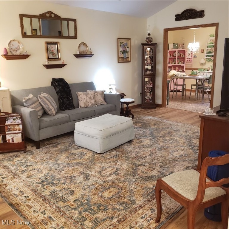 12521 Gwen Whisler Drive, Uniontown, Ohio image 4