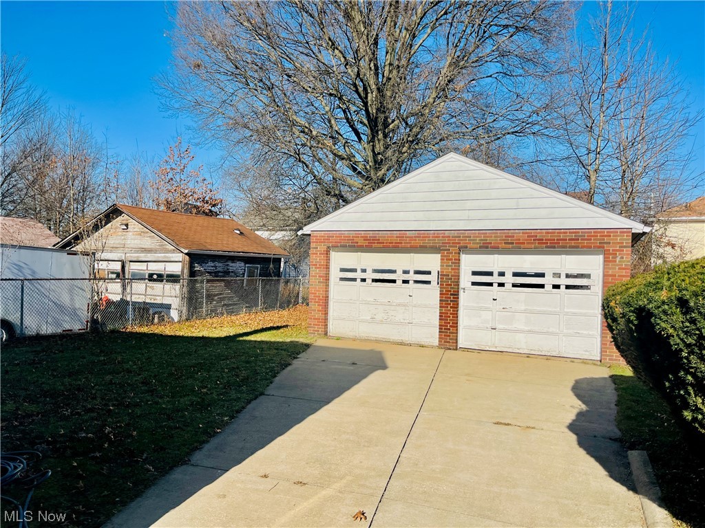 Bellows - Residential