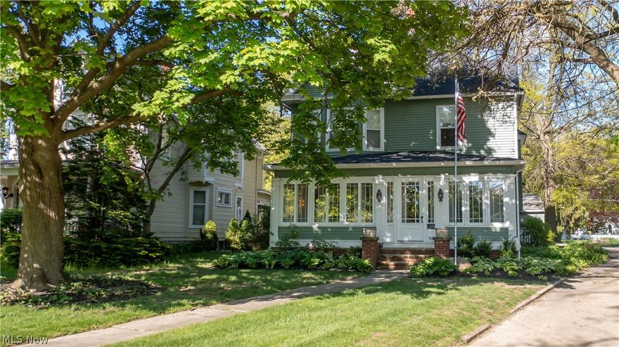 Beautiful two story historic home in Ashland. This home has lots of recent updates including new roof in 2021, and new carpet on first and second floors in 2020! Home features a great master suit on the 3rd floor
