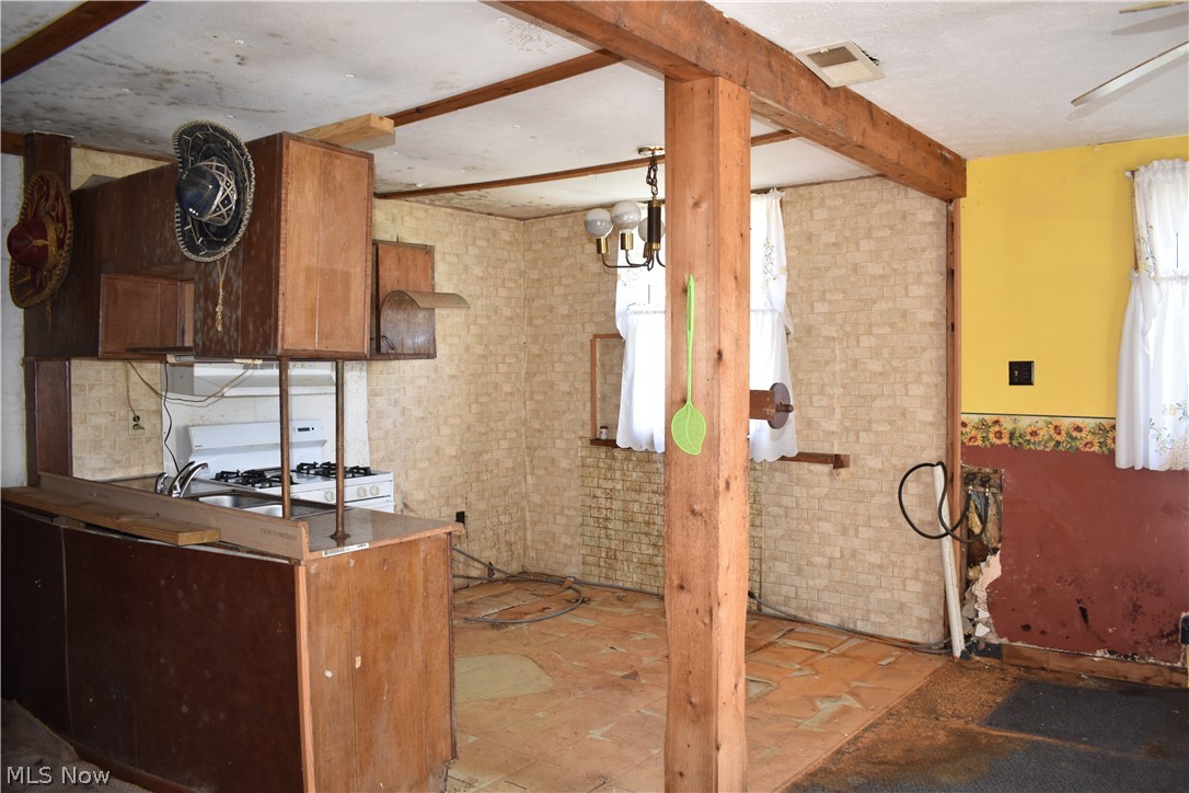 Hugo F Bouse Jr - Residential