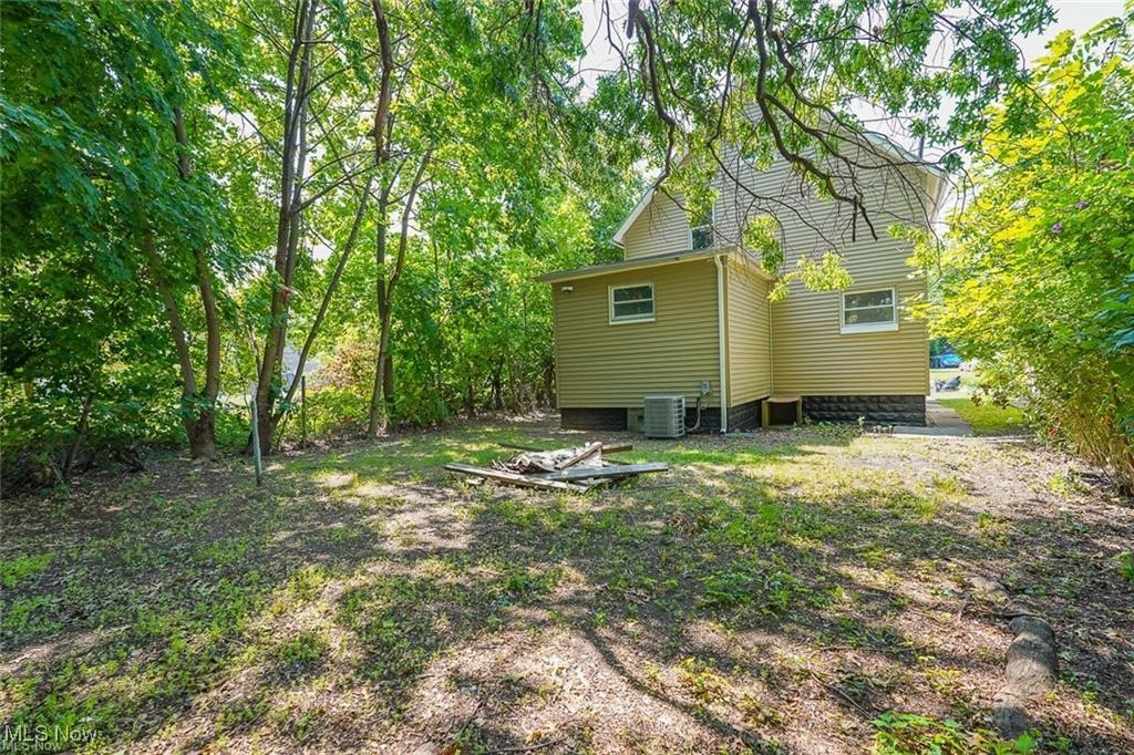 Gilbert Hogans Add 03 - Residential Lease