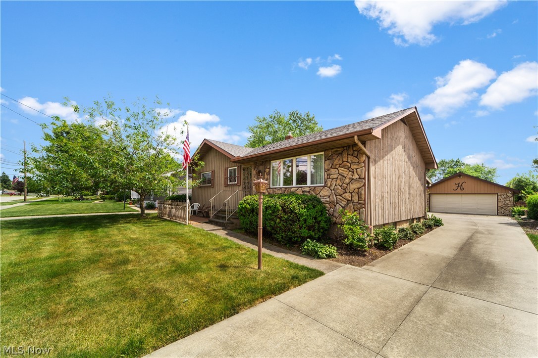 First time to hit the market. Close to shopping, dining, Cleveland Hopkins Airport, Metro parks and recreation this meticulously maintained, original owner custom build is available for you to make it your own! This 3 bedroom 2 full bath offers first floor living with the option to head down to the fully finished basement which boast a fantastic area to entertain, tons of storage and full bath! Don't miss the super convenient murphy bed for any out of town guest as well! New roof, HVAC, pristine back yard with oversized garage, shed and wooden deck with awning coverage round out just a few of the wonderful aspects to this home! Schedule your appointment today!!