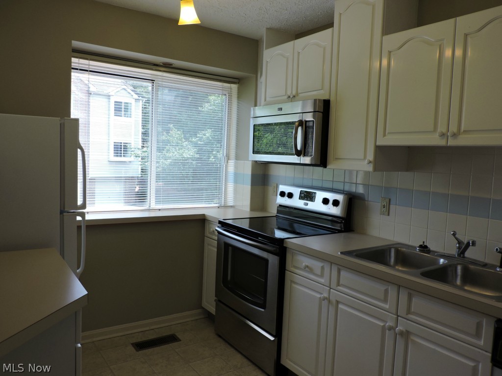 Village at Pointe West - Residential Lease