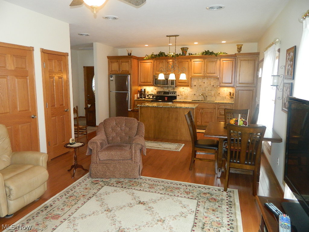 Auburn Ridge - Residential