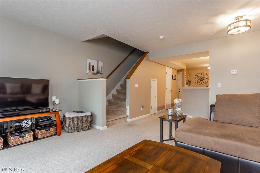 Crystal Lake Ph 03 - Residential