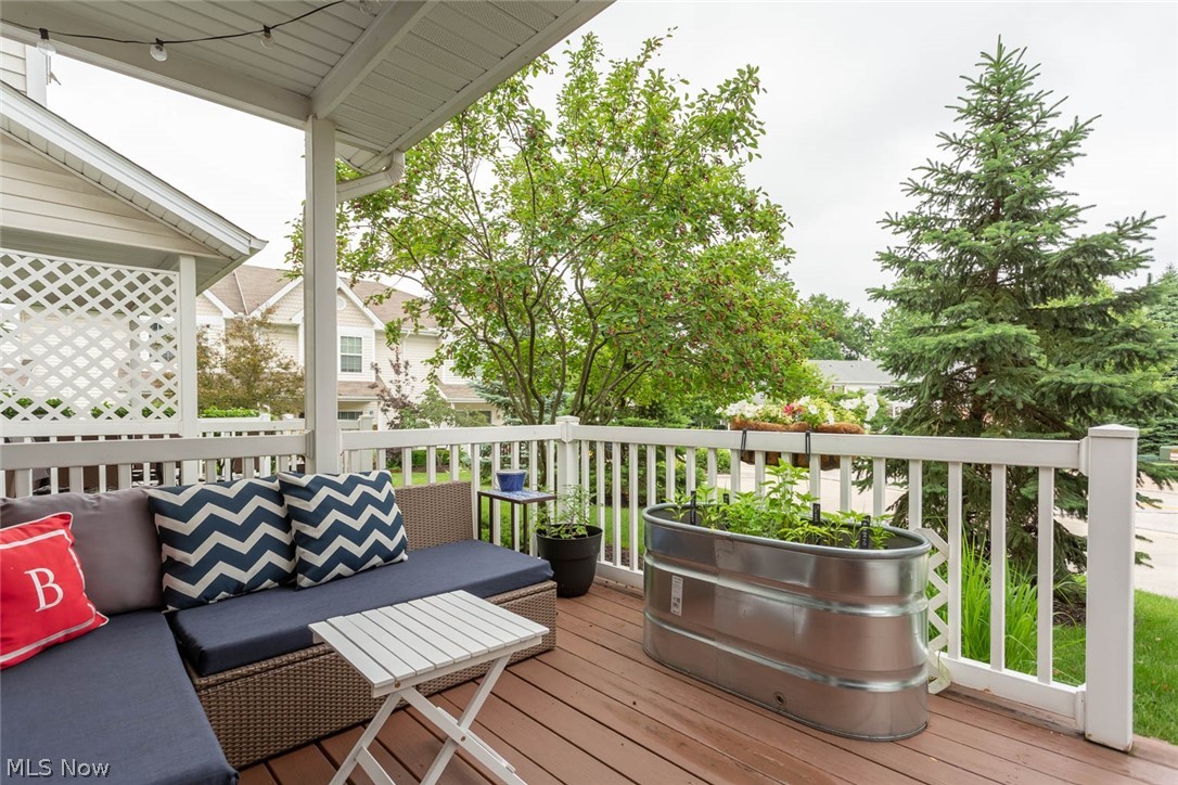 Crystal Lake Ph 03 - Residential