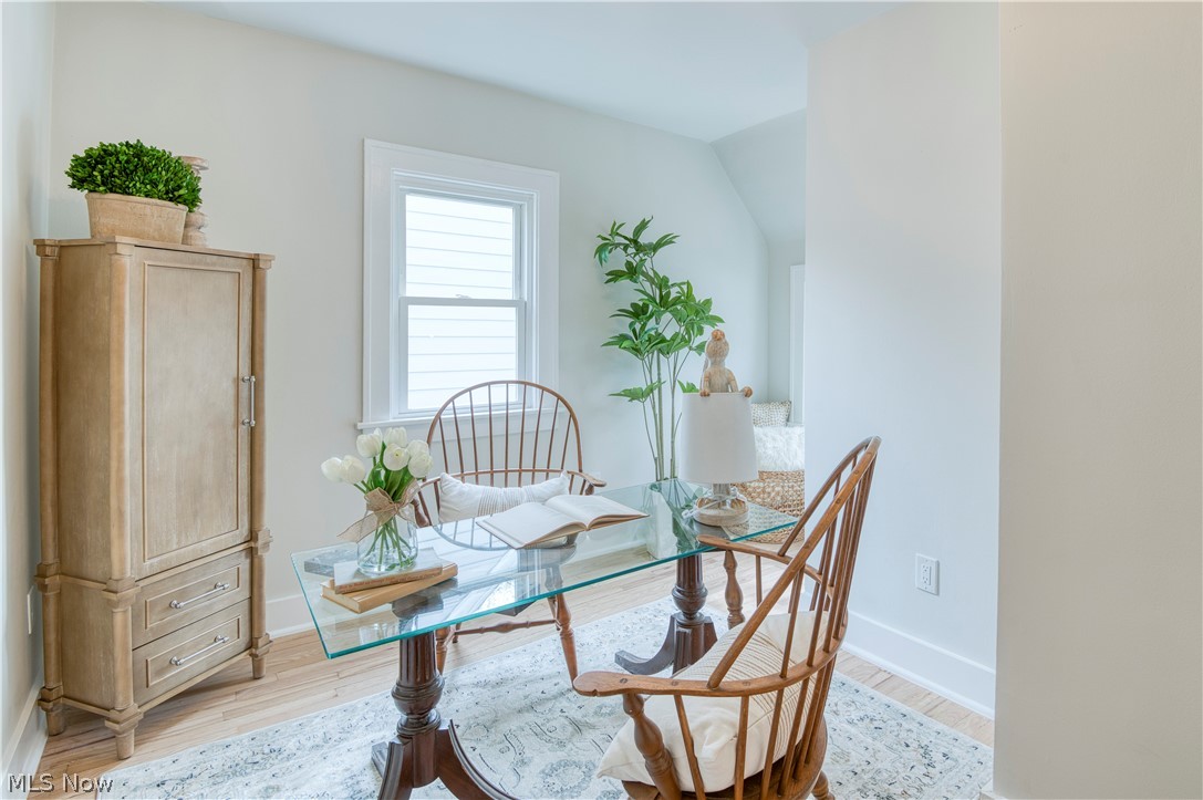 A Scholls Meadowbrook Overloo - Residential