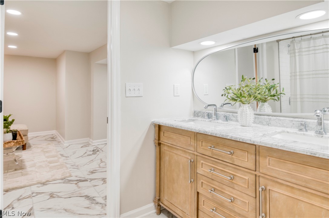 A Scholls Meadowbrook Overloo - Residential