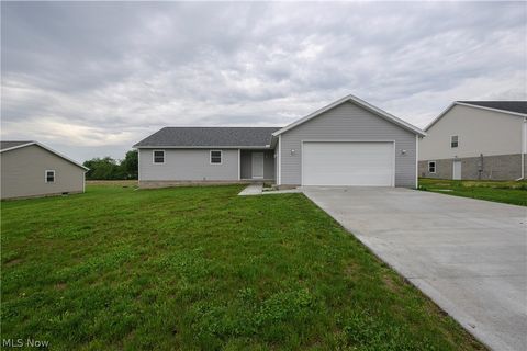 Homes For Sale - 10952 Madlyn Street<br/> Bolivar, OH 44612
