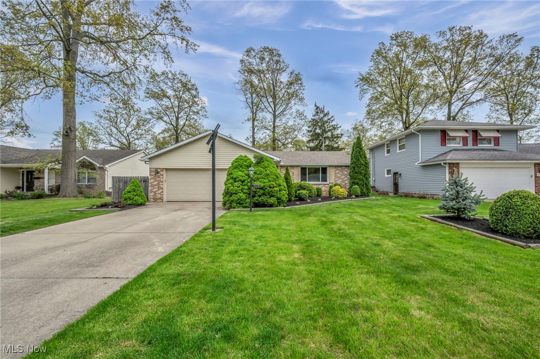 5107 7 Pines Drive, Lorain, Ohio image 1