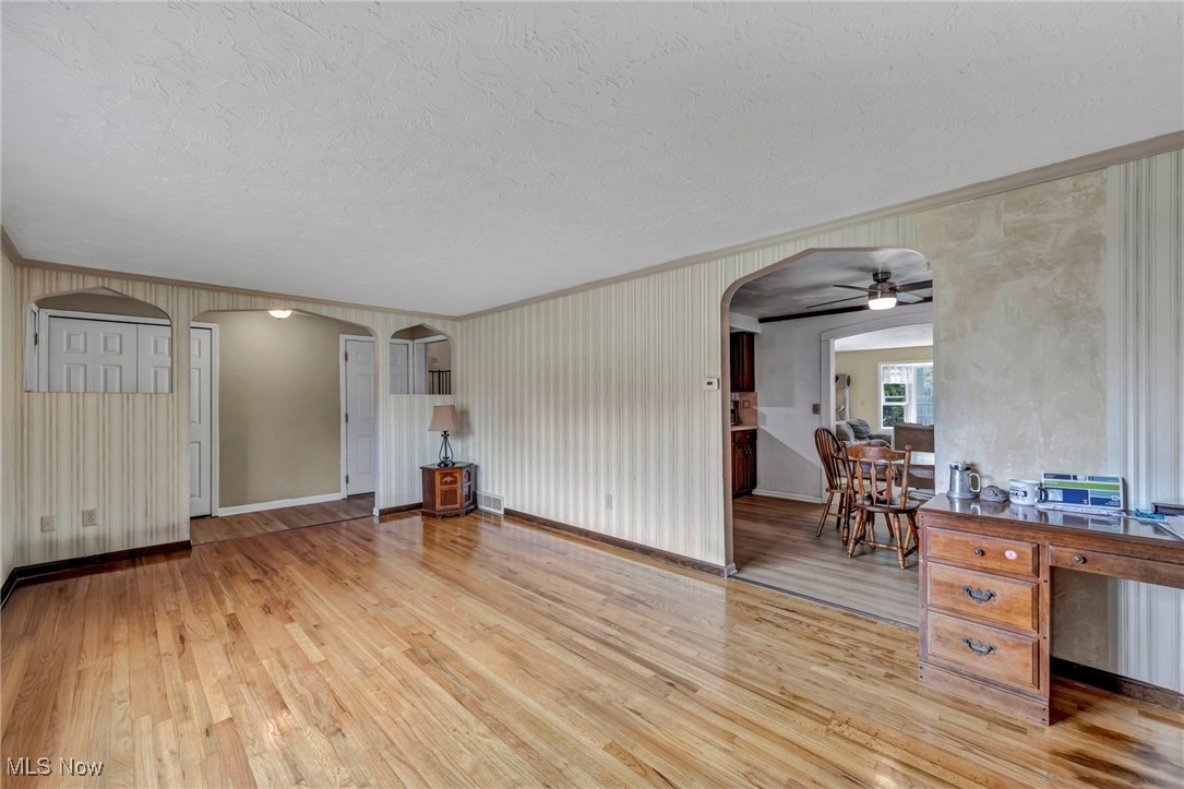 5107 7 Pines Drive, Lorain, Ohio image 6