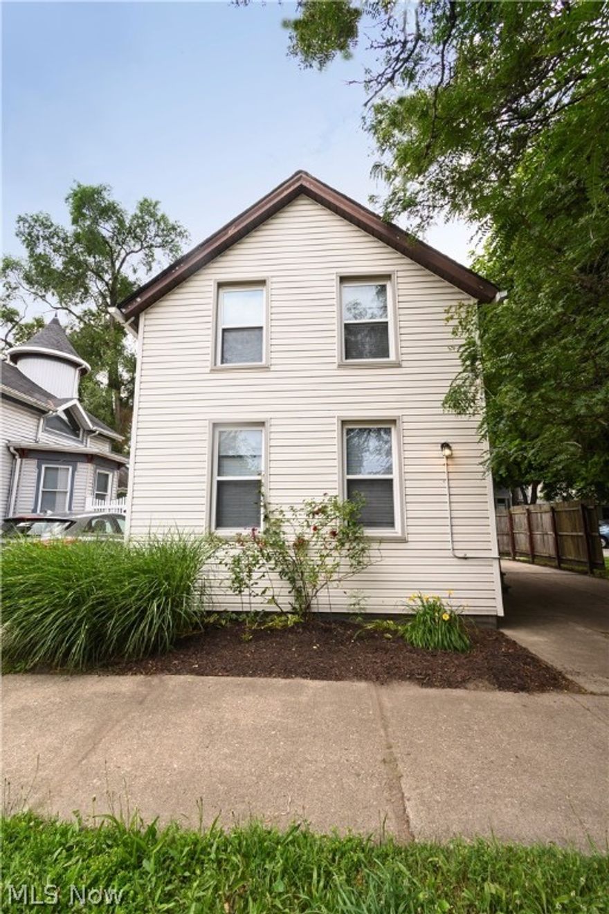 Welcome to this Charming Historic One Bedroom Home with an open floor plan on first and first floor Laundry.    You can have a private office space on first too.   Upstairs you will love the Spacious bedroom with Vaulted Ceiling and wooden beams.    Extra Loft Space is great for office, sitting area or guest.   In addition private patio and large triangle corner lot allows for lots of add on additions too.   Americas Preferred Home warranty included.