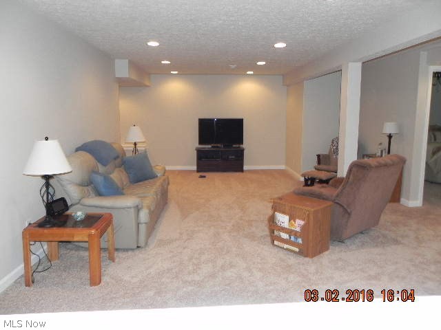 Fields At Martins 02 - Residential