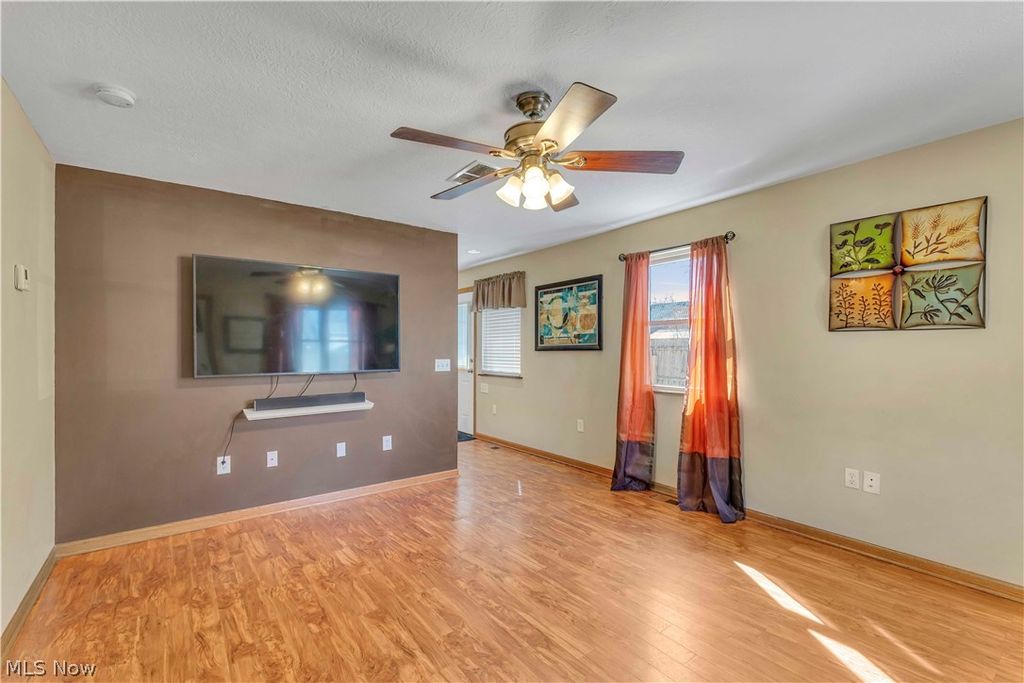 Photo of 5747 Pleasant Avenue, North Ridgeville, OH 44039 (MLS # 5195942)