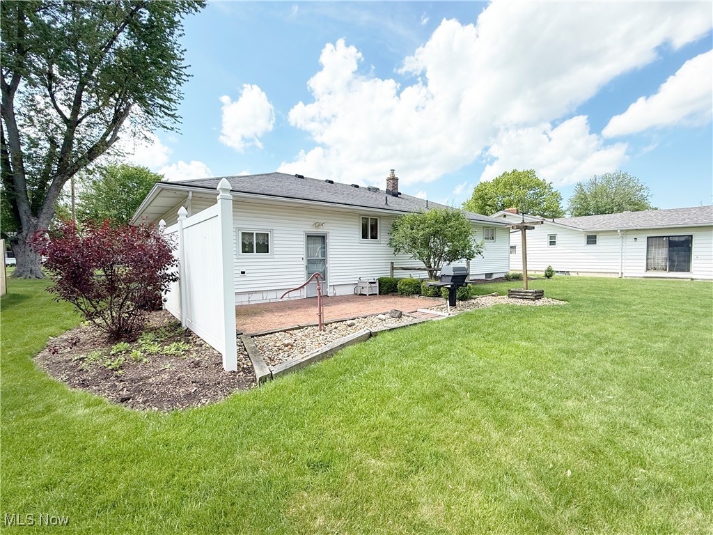 2907 Brookview Drive, Lorain, Ohio image 7