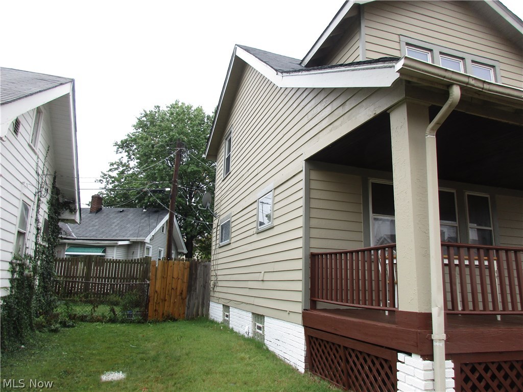 Lorain Villas - Residential