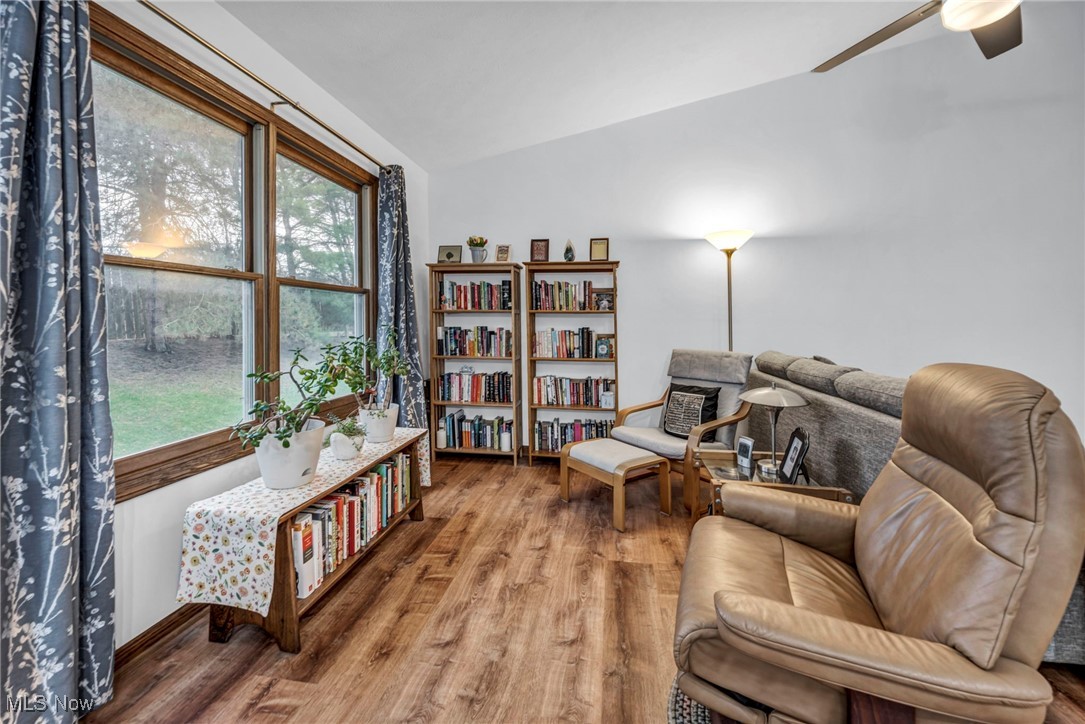 9046 Arden Drive, Mentor, Ohio image 8