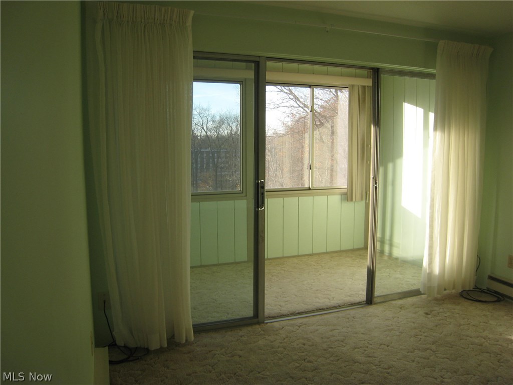 Silver Lake Towers Condo - Residential