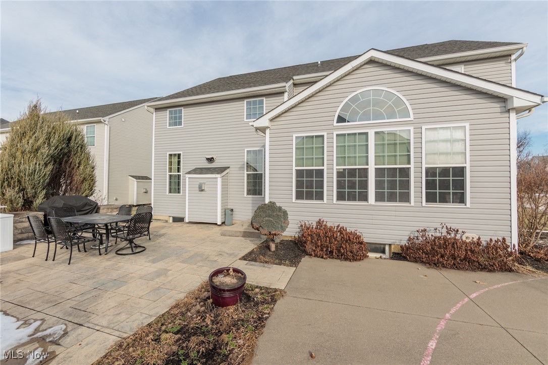 38737 Melgrove Lane, Avon, Ohio image 36