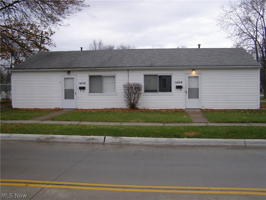 Profitable 2 units with 2 bedroom and 1 bath per unit. Kitchen is 13x11 living room 13x13 bedrooms 13x8.  Ample parking. Can purchase both buildings that are side by side.