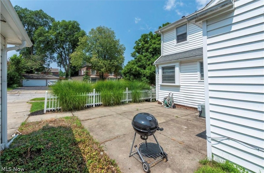 Rapid Transit Land Cos - Residential Lease