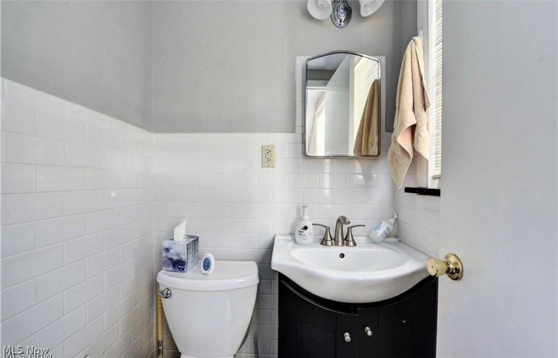 Rapid Transit Land Cos - Residential Lease