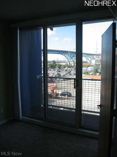 Stonebridge Plaza - Residential