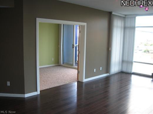 Stonebridge Plaza - Residential