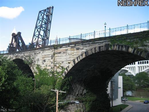 Stonebridge Plaza - Residential