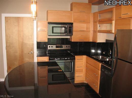 Stonebridge Plaza - Residential