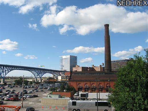 Stonebridge Plaza - Residential