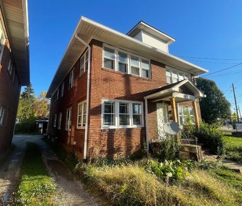 539 E Cuyahoga Falls Avenue Akron OH 44301