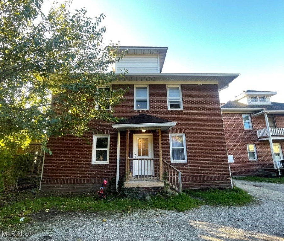 539 E Cuyahoga Falls Avenue
