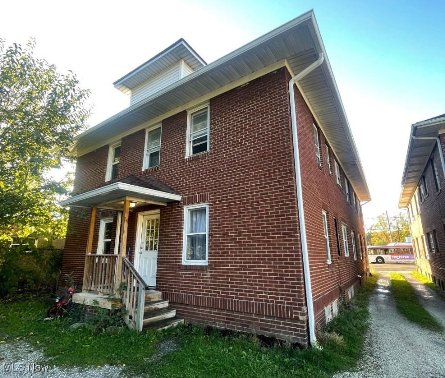 539 E Cuyahoga Falls Avenue