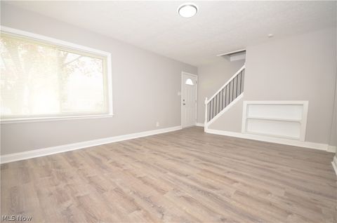 Tiny photo for 390 Morrison Avenue, Cuyahoga Falls, OH 44221 (MLS # 5202787)