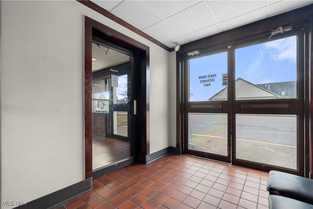 Barberton - Commercial Sale