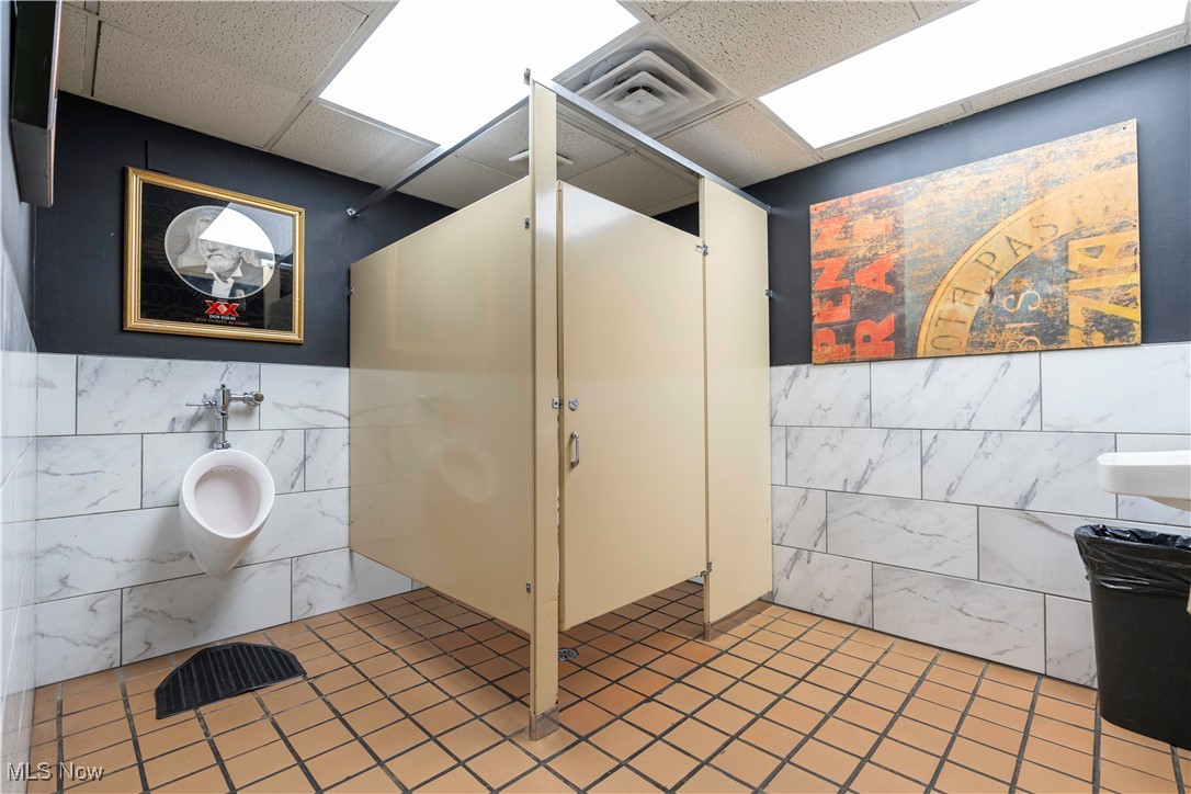 Barberton - Commercial Sale