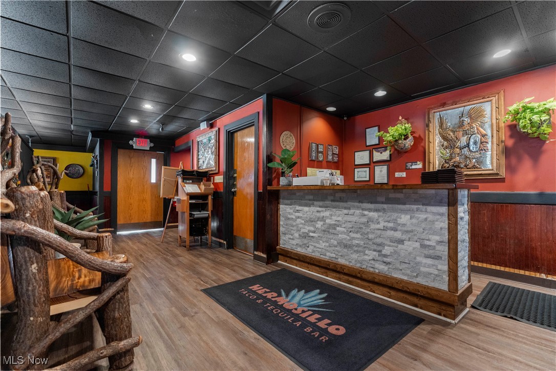 Barberton - Commercial Sale