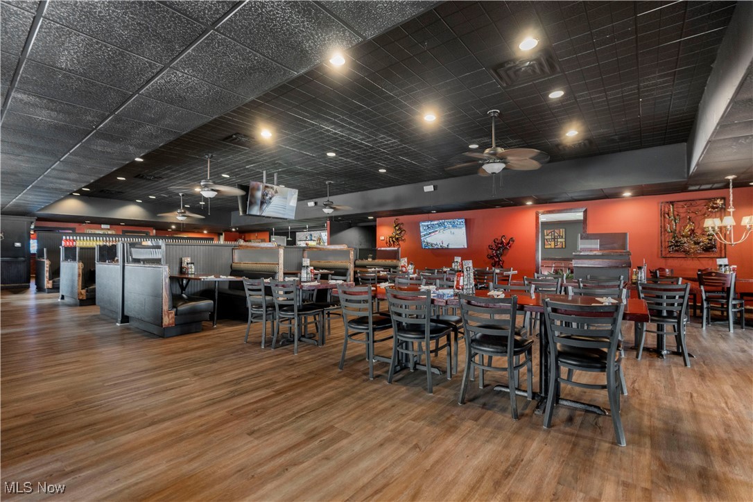 Barberton - Commercial Sale