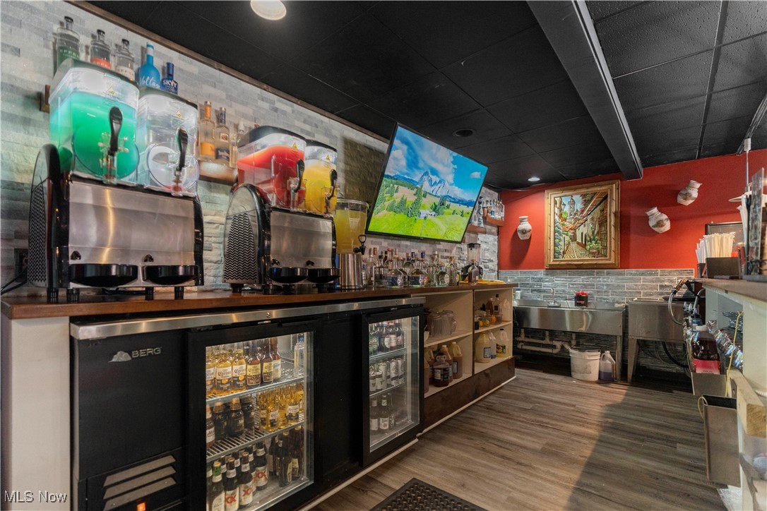 Barberton - Commercial Sale