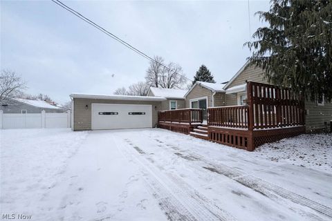 Tiny photo for 347 Riverside Drive, Painesville, OH 44077 (MLS # 5190903)