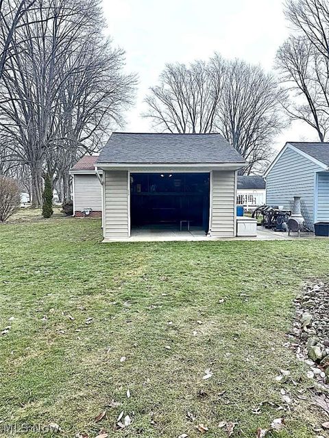 Tiny photo for 347 Riverside Drive, Painesville, OH 44077 (MLS # 5190903)