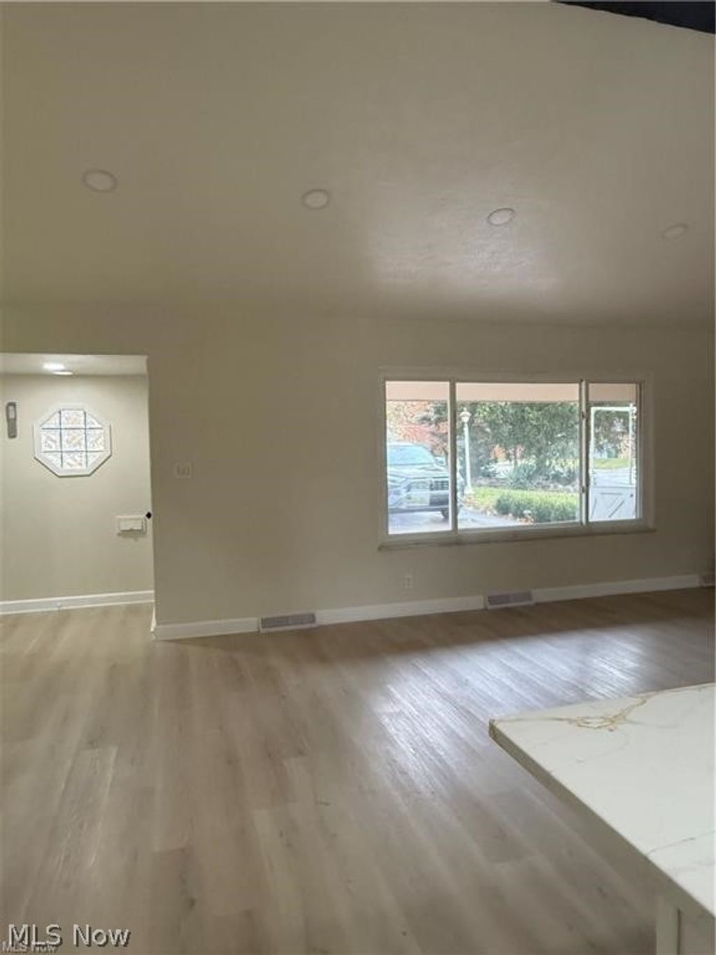 Photo of 1139 N Skyline Drive, Seven Hills, OH 44131 (MLS # 5195510)