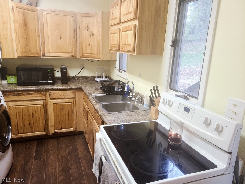 Glenoaks - Residential