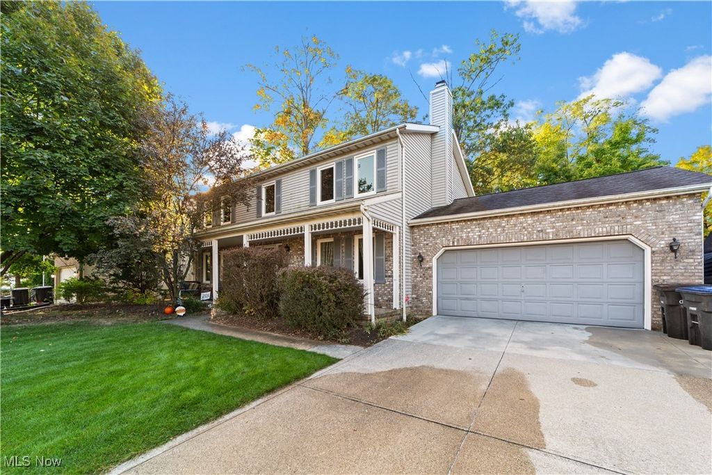 Photo of 4104 Arlington Drive, Brunswick, OH 44212 (MLS # 5165659)